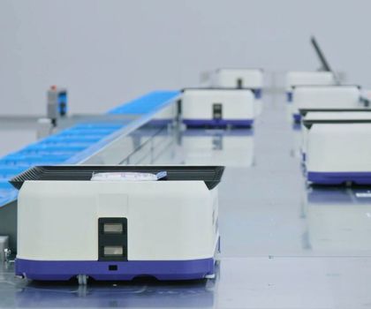Interview mit Daifuku Europe: Vom starren Sortierer zum mobilen Robotersystem