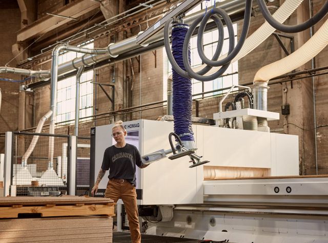 Carhartt mit innovativer Arbeitskleidung für Frauen Carhartt mit innovativer Arbeitskleidung für Frauen