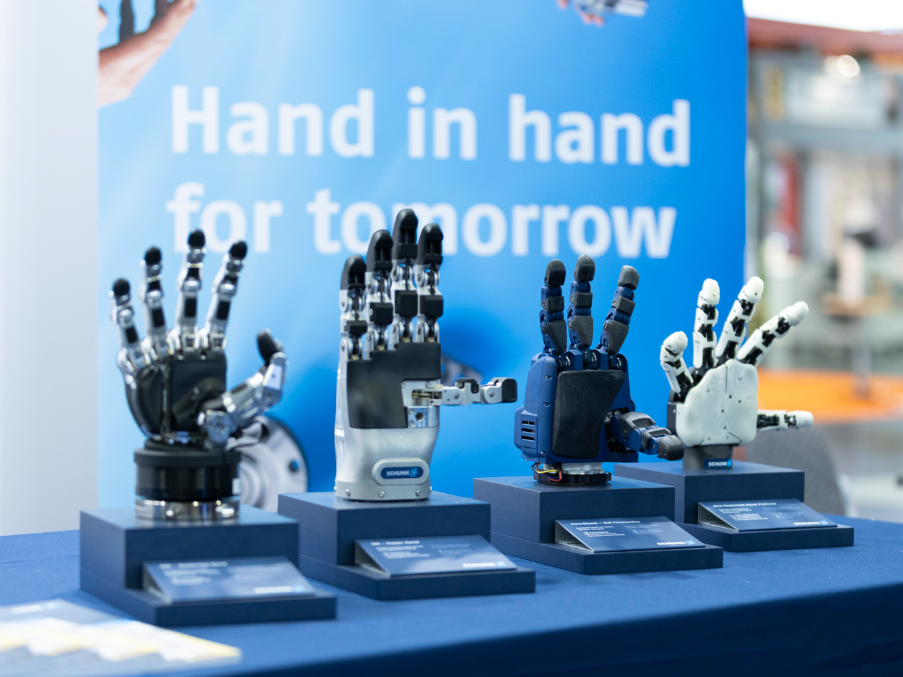 Zusammenarbeit in humanoider Robotik: Feinmotorische Roboterhände für die Industrie Zusammenarbeit in humanoider Robotik: Feinmotorische Roboterhände für die Industrie