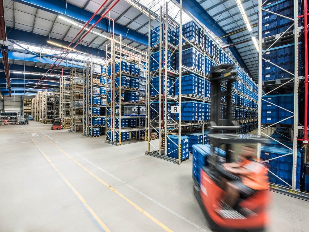 Value Added Services: Über die Standardlogistik hinaus Value Added Services: Über die Standardlogistik hinaus