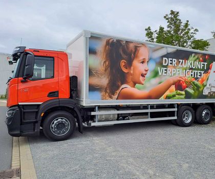 Bio-Lebensmittel & Logistik: Meyer Logistik verlängert Partnerschaft mit Alnatura