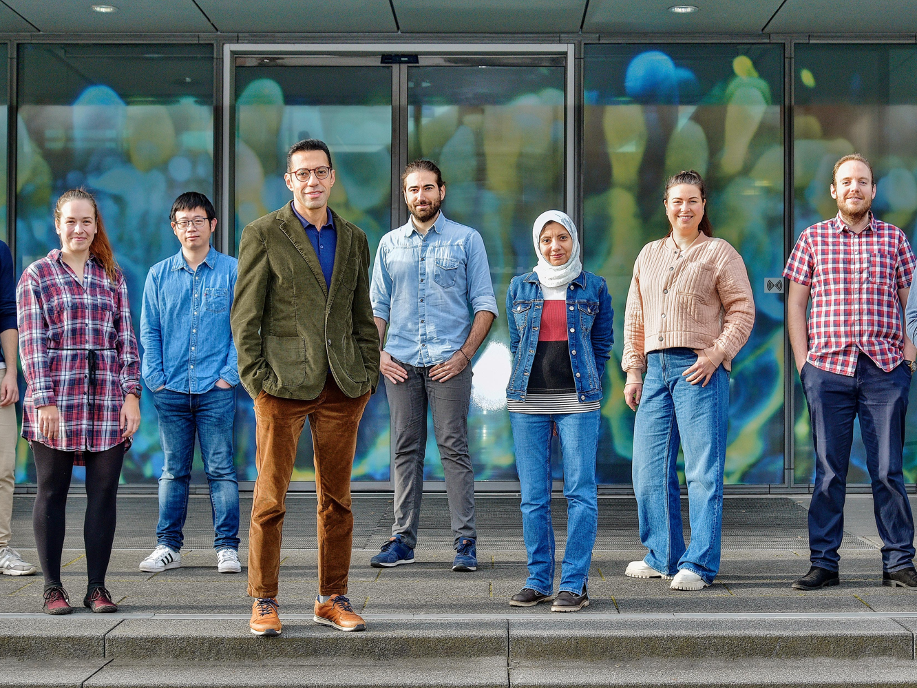 MCL1: Neuer molekularer Mechanismus verbindet Apoptose und Tumorstoffwechsel | Krebsforschung Die Forschungsgruppe um Dr. Mohamed Elgendy (4.v.l.).