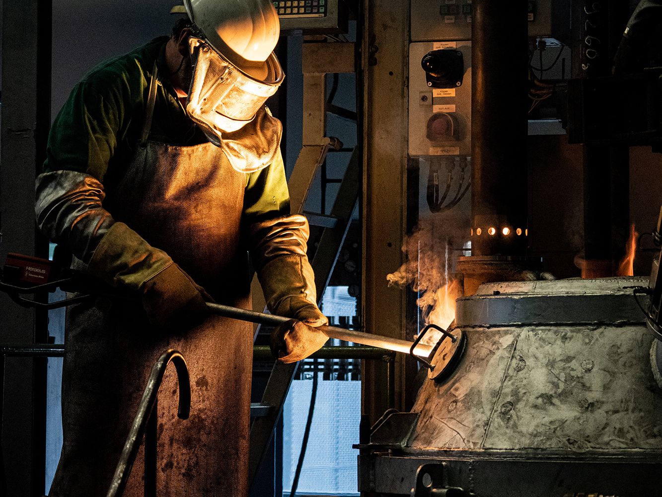 Arbeiter in der Stahlindustrie Arbeiter in der Stahlindustrie