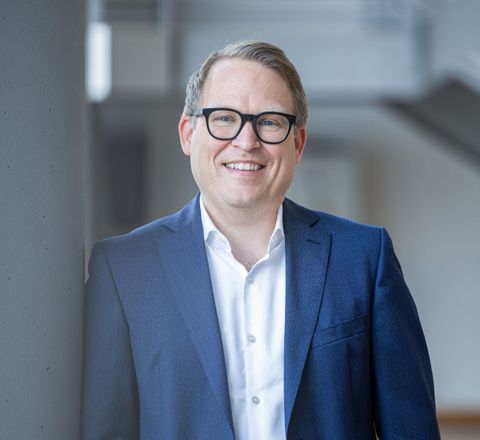 Personalien: BVL-Mitgliederversammlung: Fünf Neuzugänge im Vorstand, neuer Kassenprüfer Personalien: BVL-Mitgliederversammlung: Fünf Neuzugänge im Vorstand, neuer Kassenprüfer