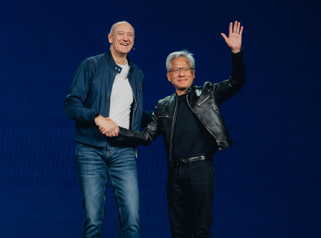 CES 2026: Jensen Huang (right), founder and CEO of NVIDIA, and Roland Busch (left), Chairman and CEO of Siemens AG