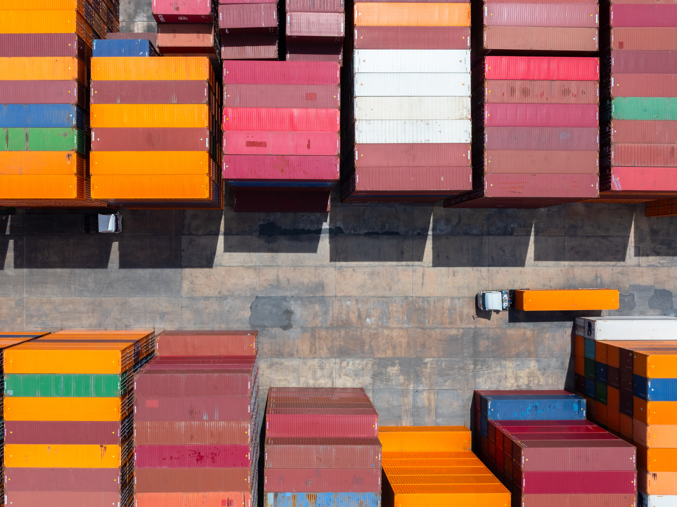 German Economy Shows Signs of a Cautious Recovery - ifo Business Climate Index Container. Stock photo: The German economy is showing signs of a cautious recovery—ifo Business Climate Index