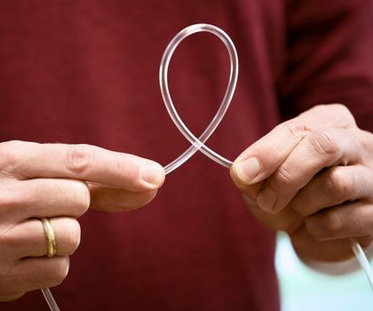 Neue Technologie entwickelt: Fraunhofer ersetzt giftiges Isocyanat bei PUR-Produktion Neue Technologie entwickelt: Fraunhofer ersetzt giftiges Isocyanat bei PUR-Produktion