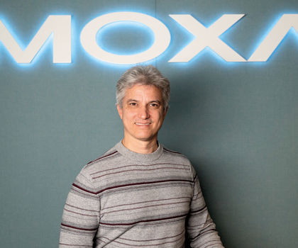 Laurent Liou ist Product Marketing Manager bei Moxa. Laurent Liou ist Product Marketing Manager bei Moxa.