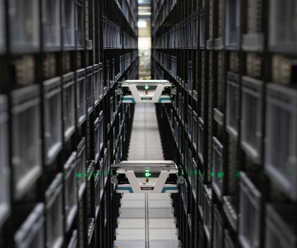 Integration einer Robotiklösung: Lyreco modernisiert Logistikzentrum in Frankreich