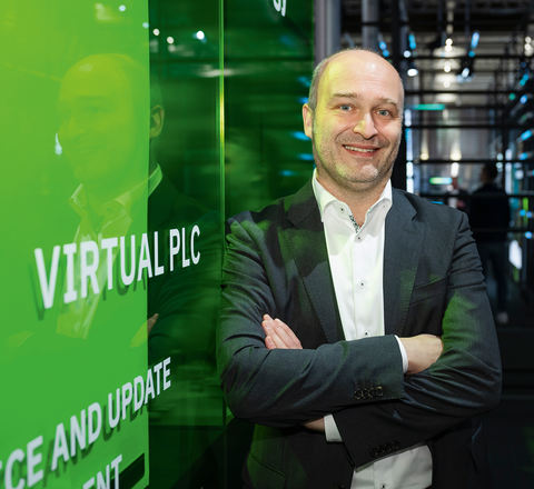 Dr. Tobias Frank, Vice President Automation Systems at Phoenix Contact Electronics in Bad Pyrmont. Dr. Tobias Frank, Vice President Automation Systems at Phoenix Contact Electronics in Bad Pyrmont.