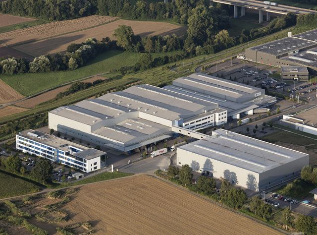 High-bay warehouse: MS Motorservice International relies on Kardex Mlog High-bay warehouse: MS Motorservice International relies on Kardex Mlog