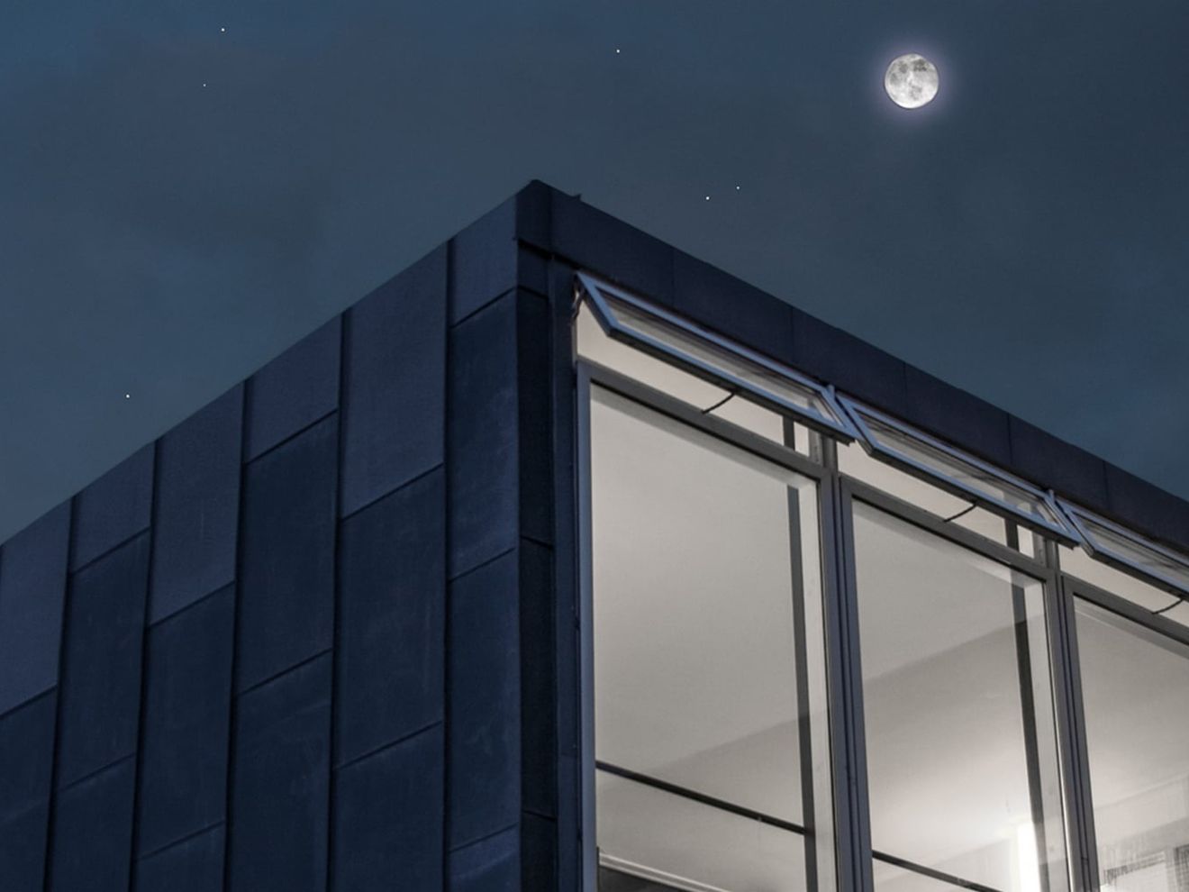 Wie Fenstersteuerung von WindowMaster Menschen und Gebäude schützt Wie Fenstersteuerung von WindowMaster Menschen und Gebäude schützt