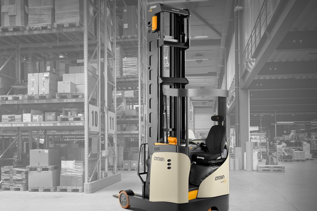 Schubmaststapler: Smarte Materialflusslösungen - heute wirksam, morgen skalierbar