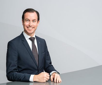 Dr. Tobias Burger Dr. Tobias Burger