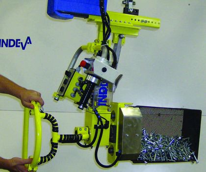 Manipulatoren und mehr: Intelligente Intralogistik und Handhabung Manipulatoren und mehr: Intelligente Intralogistik und Handhabung
