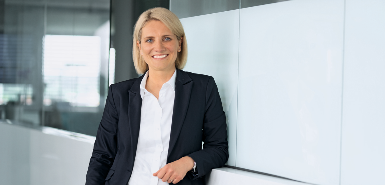 Pilz at SPS 2025: Cathrin Kröll on the company's focus at Smart Production Solutions in Nuremberg Cathrin Kröll, Vice President Global Marketing at Pilz GmbH & Co. KG