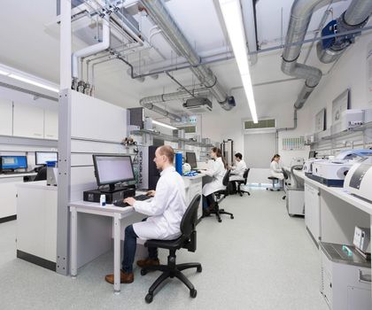 SKZ plant Gründung eines Innovationsnetzwerkes: Entwicklung von PFAS-Alternativen für den Mittelstand SKZ plant Gründung eines Innovationsnetzwerkes: Entwicklung von PFAS-Alternativen für den Mittelstand