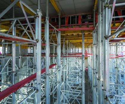 Gerüste von Noe auf der Baustelle der Berlin Docks
