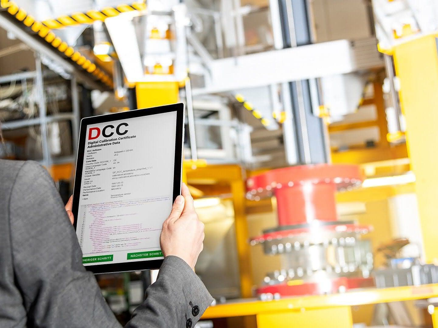 digitaler Kalibrierschein digitaler Kalibrierschein wird auf Tablet gezeigt