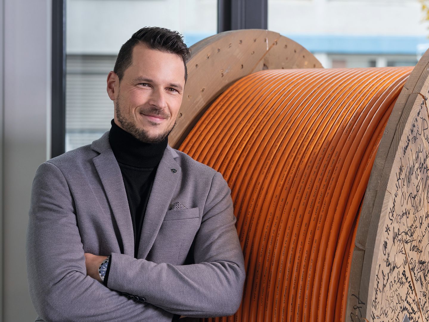 Lapp auf der SPS 2025: Nachhaltig dank Hybridleitungen