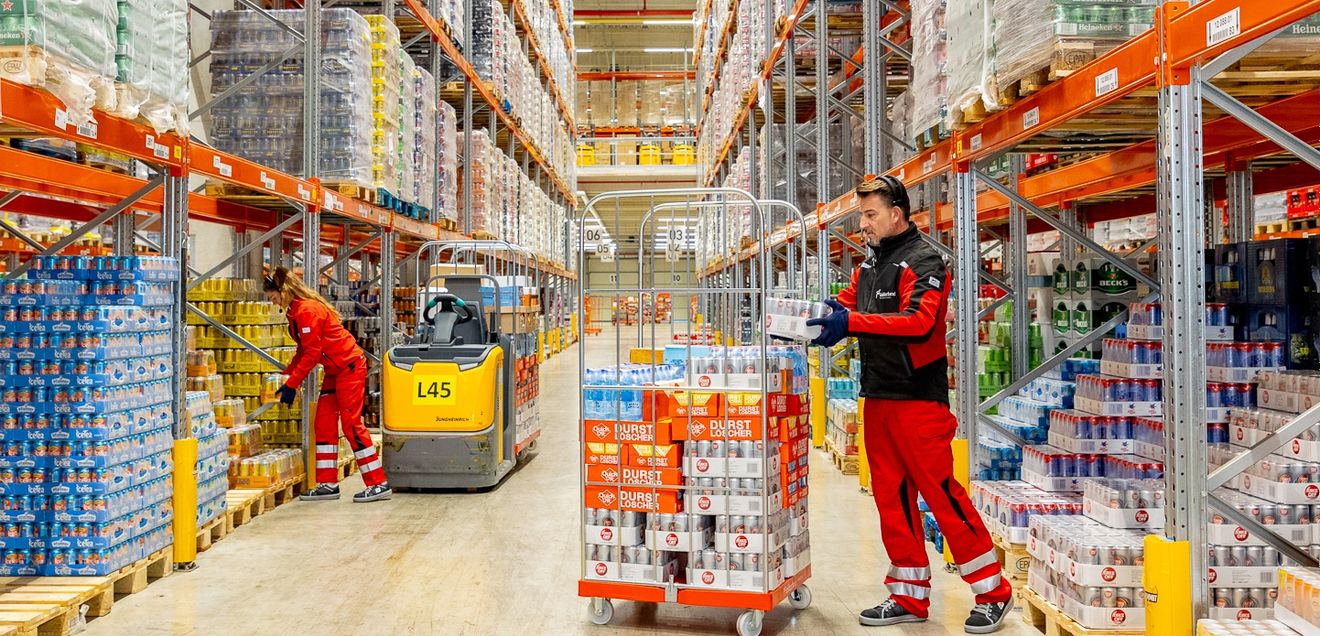 Lekkerland setzt auf proLogistik-System: Zwölf Logistikzentren setzen neues WMS ein Lekkerland setzt auf proLogistik-System: Zwölf Logistikzentren setzen neues WMS ein