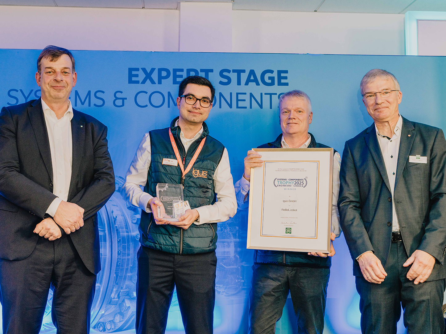 igus gewinnt DLG-Innovationspreis für ‚ReBeL Cobot‘