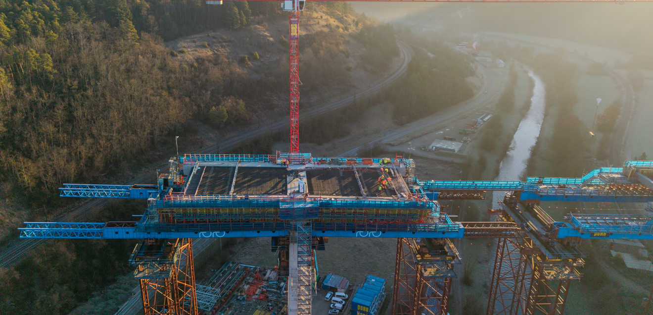 Porr - Präzisionsarbeit auf der Baustelle treibt den Straßenbau voran