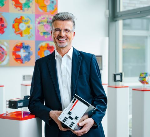 Energieeffizient durch Siliziumkarbid + Bild 30 Energieeffizient durch Siliziumkarbid + Bild 30