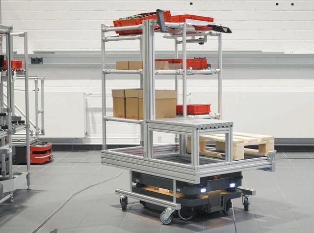 Fahrerlose Transportsysteme: Standardisiert im Aufbau, flexibel im Einsatz