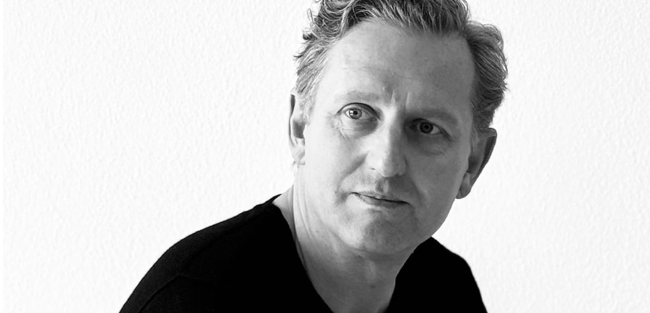 Rudolf Schambeck ist Senior Partner, Machine Vision Business & Strategic Partnerships bei Zebra Technologies. Rudolf Schambeck ist Senior Partner, Machine Vision Business & Strategic Partnerships bei Zebra Technologies.