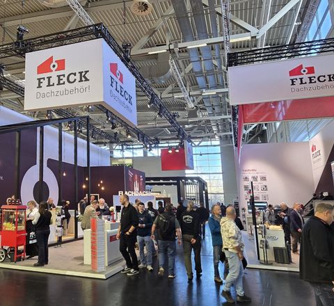 Messestand von Fleck auf der Dach + Holz 2026 Messestand von Fleck auf der Dach + Holz 2026