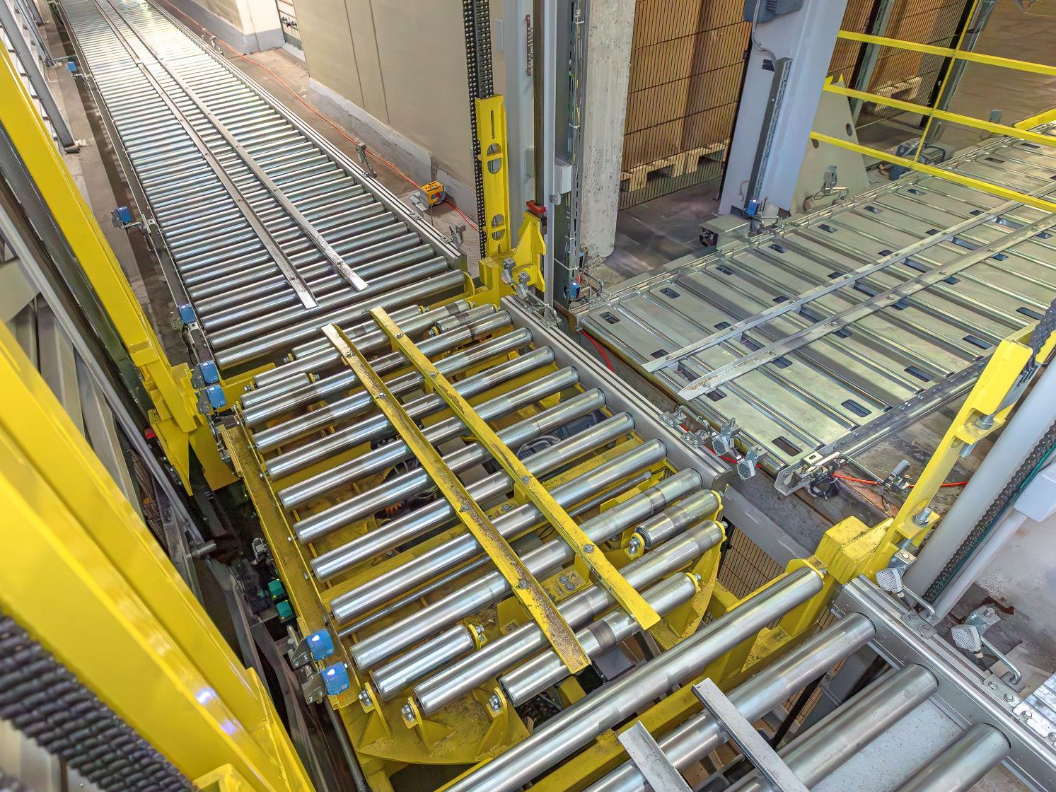 Fördertechnik: Laderampe erhält Upgrade zur voll automatisierten Förderstecke Fördertechnik: Laderampe erhält Upgrade zur voll automatisierten Förderstecke