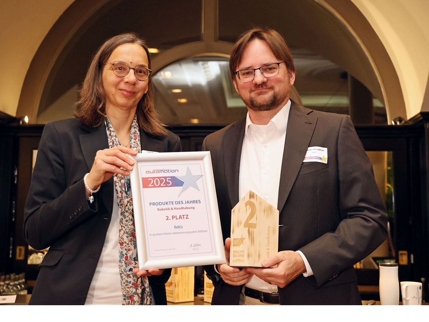 Robotik & Handhabung – 2. Platz: RobCo – KI-gestütztes Roboter-Automatisierungssystem ‚RobVision‘ Robotik & Handhabung – 2. Platz: RobCo – KI-gestütztes Roboter-Automatisierungssystem ‚RobVision‘