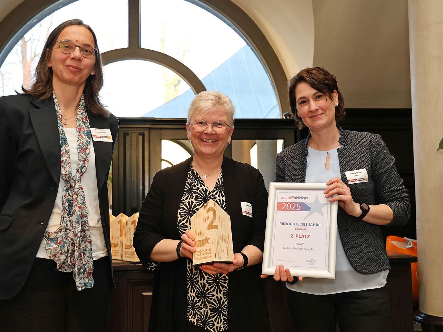 Sensorik – 2. Platz: Balluff – Condition-Monitoring-Sensor ‚BCM‘ Sensorik – 2. Platz: Balluff – Condition-Monitoring-Sensor ‚BCM‘