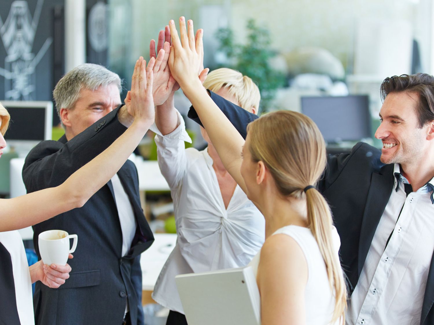 Karriere: Wie steht es um den Teamspirit in Unternehmen? Karriere: Wie steht es um den Teamspirit in Unternehmen?