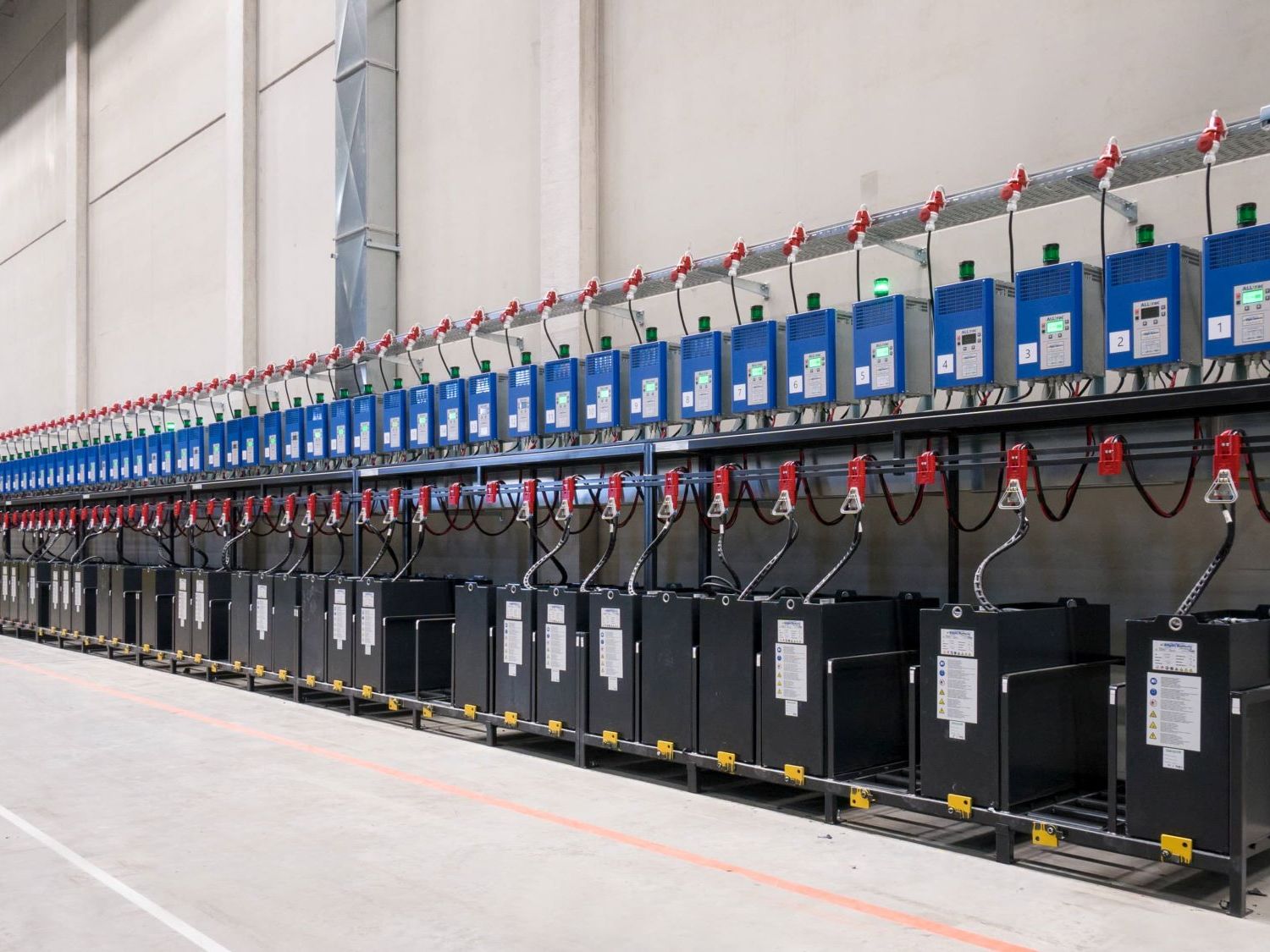Logimat 2025: Speichern und Laden: Individuelle Energiekonzepte