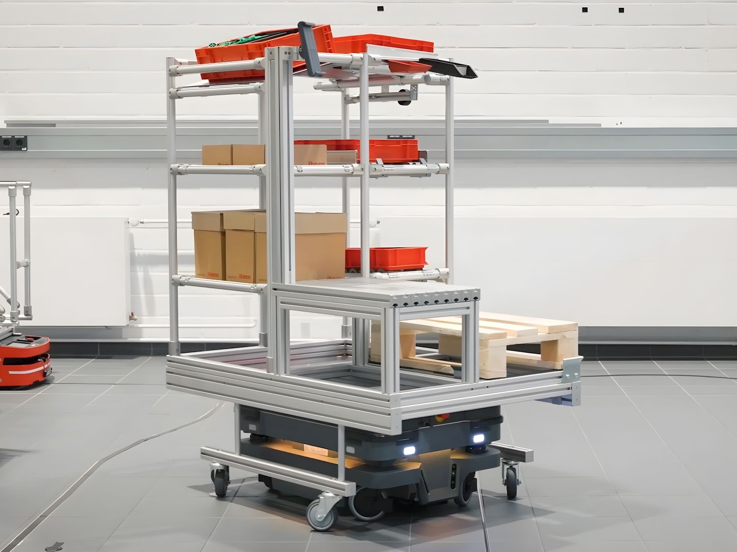 Logimat 2025: Solutions from the modular system: Transporting small parts with gravity