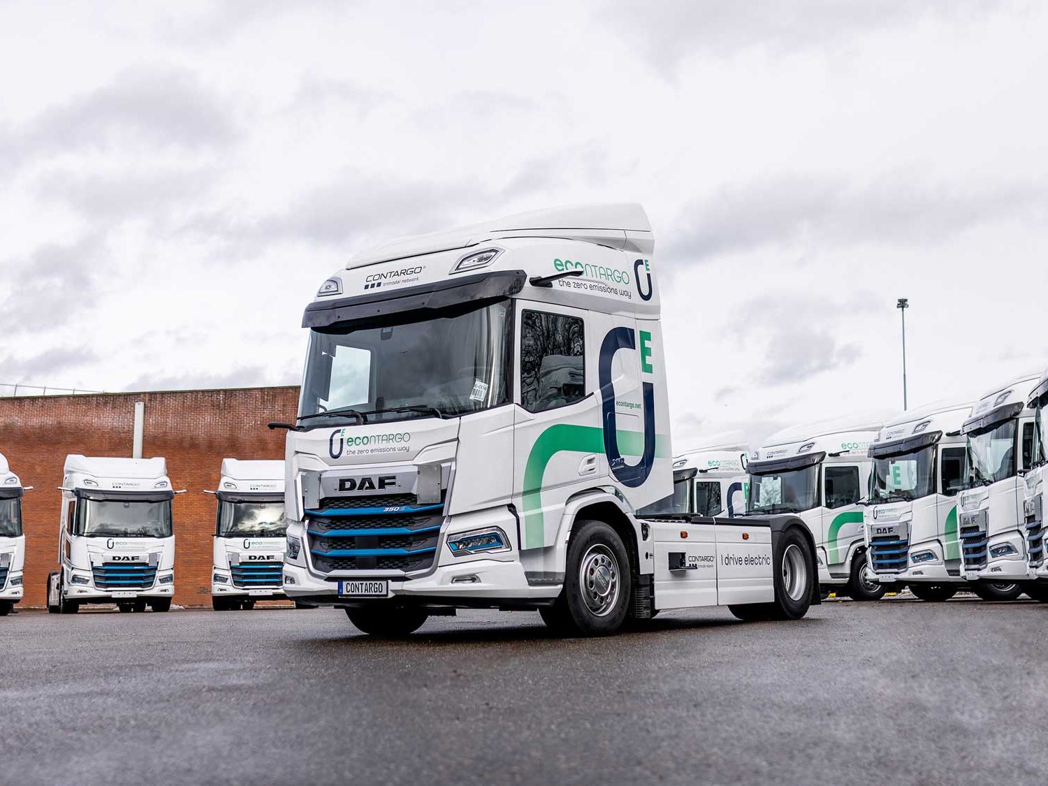 Bekenntnis zu mehr Nachhaltigkeit: Contargo verstärkt E-Lkw-Flotte um 33 Sattelzugmaschinen