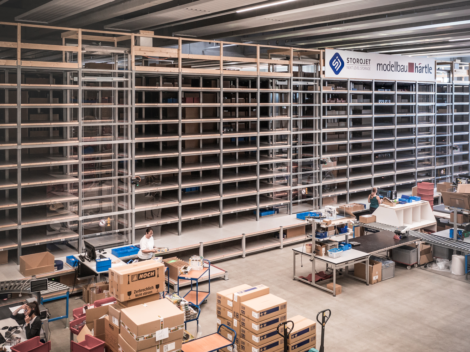 Storojet auf der Logimat 2026: Automatisiertes Kleinteilelagersystem im Live-Betrieb
