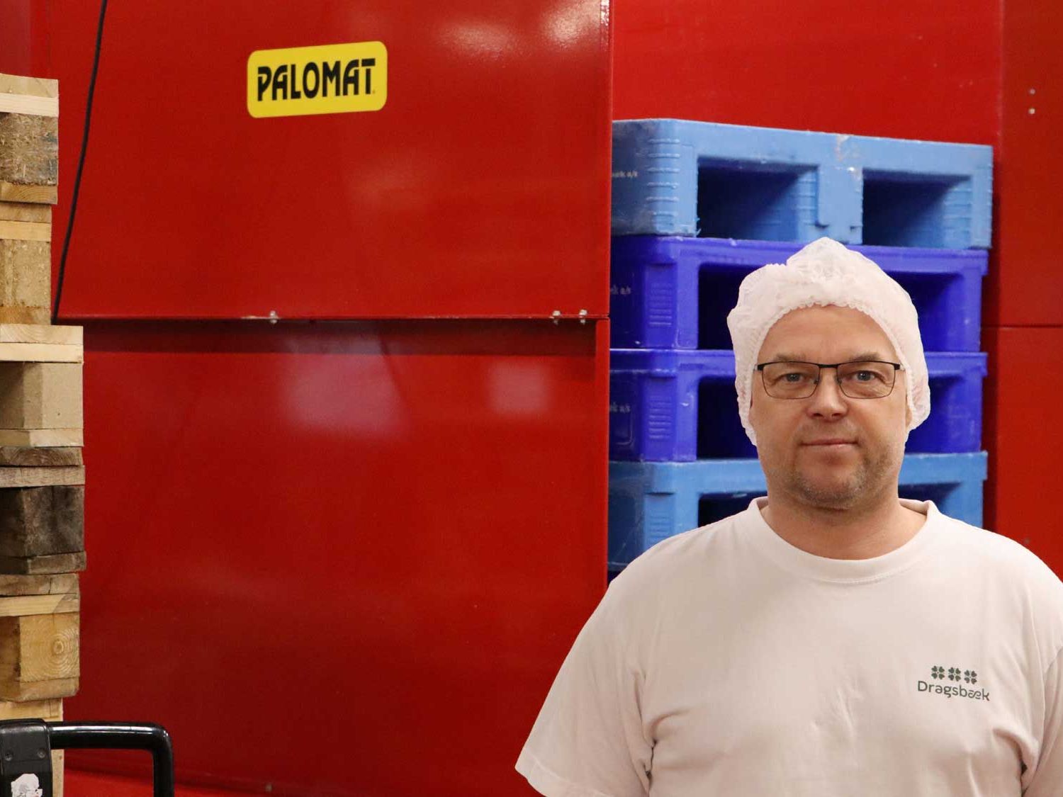 Automated pallet logistics: Dragsbæk halves pallet area