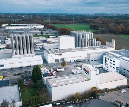 Expansion in Wesel successfully completed: Logistics complex for plastics and granulates expanded Expansion in Wesel successfully completed: Logistics complex for plastics and granulates expanded