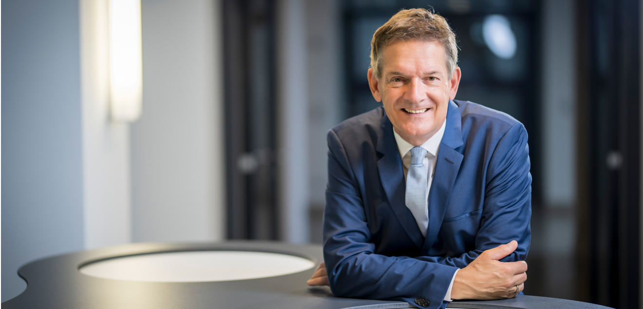 Chemieindustrie: Herausforderungen, Trends und erste Hoffnungsschimmer VCI-Hauptgeschäftsführer Wolfgang Große Entrup zur Lage in der Chemieindustrie