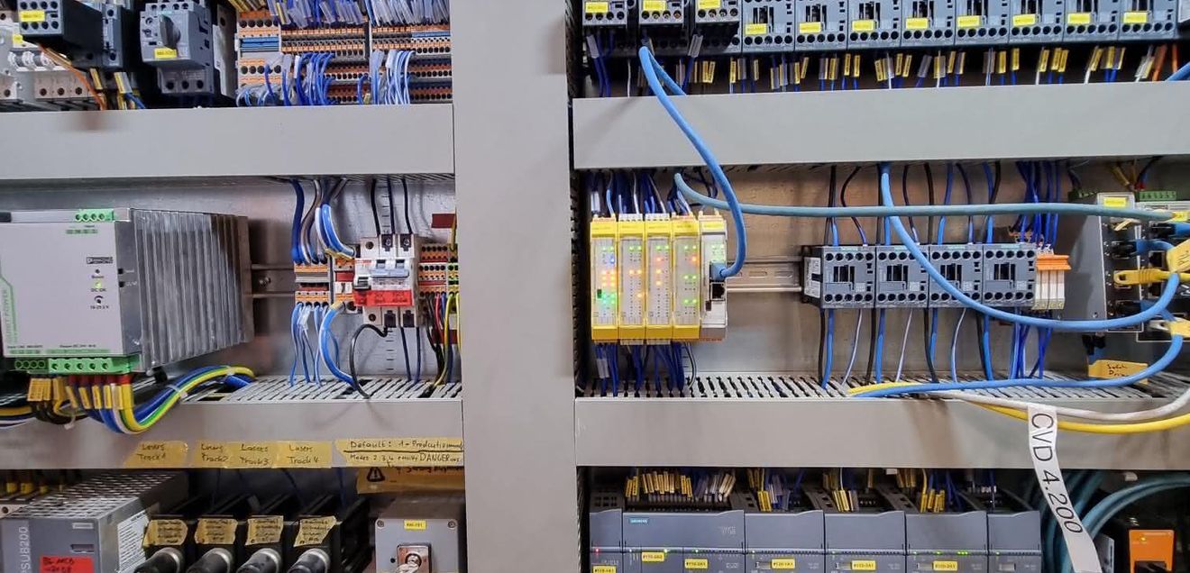 Konfigurierbare Sicherheit mit dem Sicherheitssystem PSRmodular in der praktischen Anwendung. Konfigurierbare Sicherheit mit dem Sicherheitssystem PSRmodular in der praktischen Anwendung.