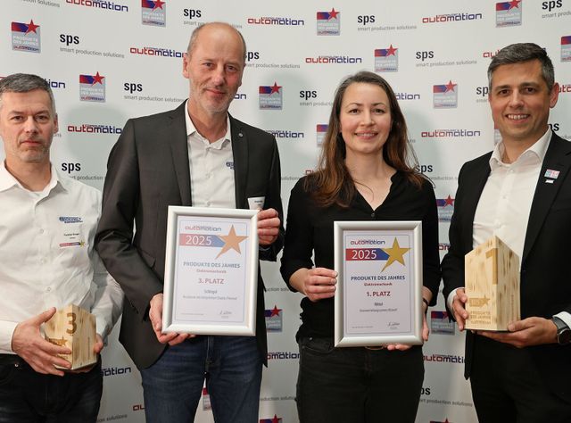 Das sind die Gewinner der Computer&Automation-Leserwahl „Produkte des Jahres 2025“ in der Kategorie „Elektromechanik“ (von links): Torsten Singer und Jürgen Leng von Schlegel mit Franziska Ines Hain und Raphael Görner von Rittal Das sind die Gewinner der Computer&Automation-Leserwahl „Produkte des Jahres 2025“ in der Kategorie „Elektromechanik“ (von links): Torsten Singer und Jürgen Leng von Schlegel mit Franziska Ines Hain und Raphael Görner von Rittal
