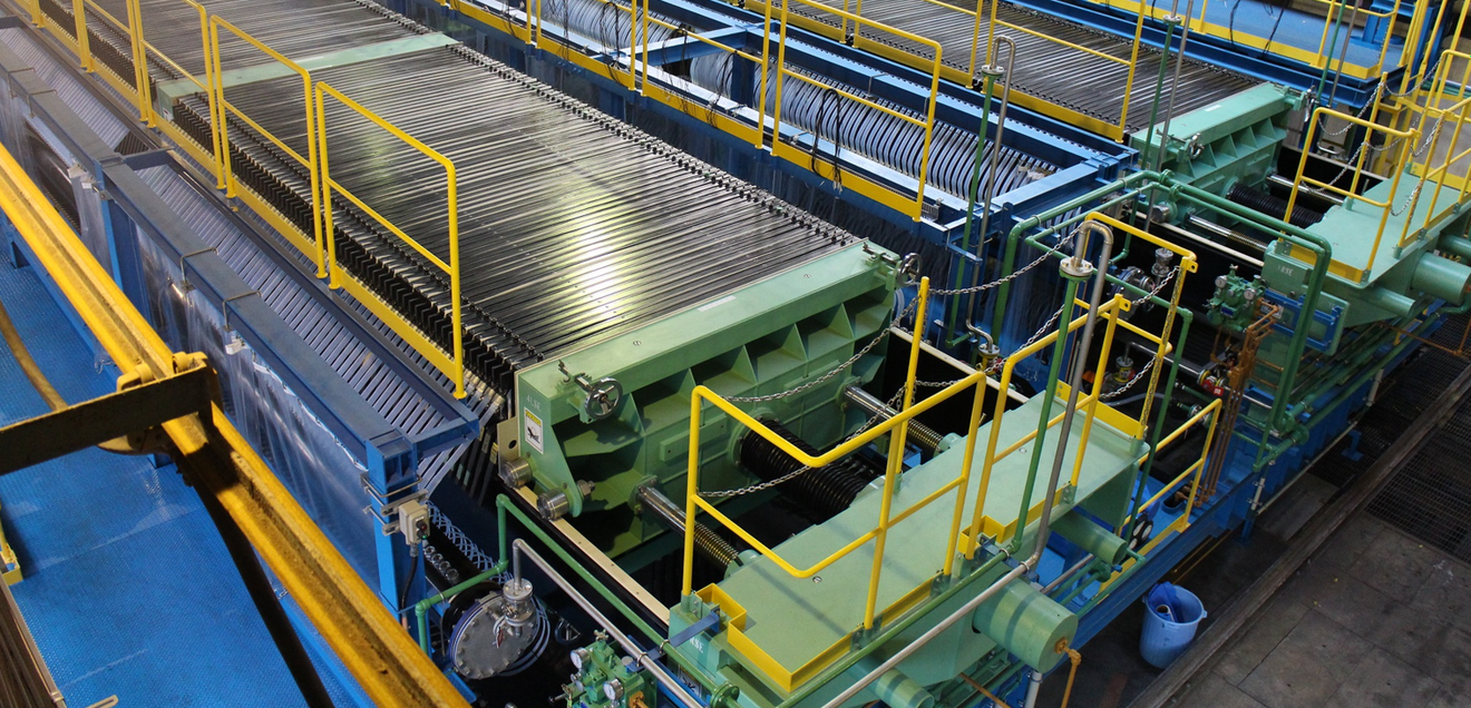 Recyclinginitiative in der Chlor-Alkali-Elektrolyse: Titanabfälle werden zu hochreinem Rohstoff aufbereitet Bild der Recyclinganlage:Initiative von Asahi Kasei, Nippon Steel und NST