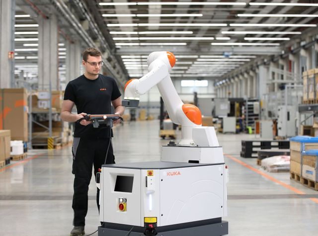 Mobile robotics from Kuka: Production moves Mobile robotics from Kuka: Production moves