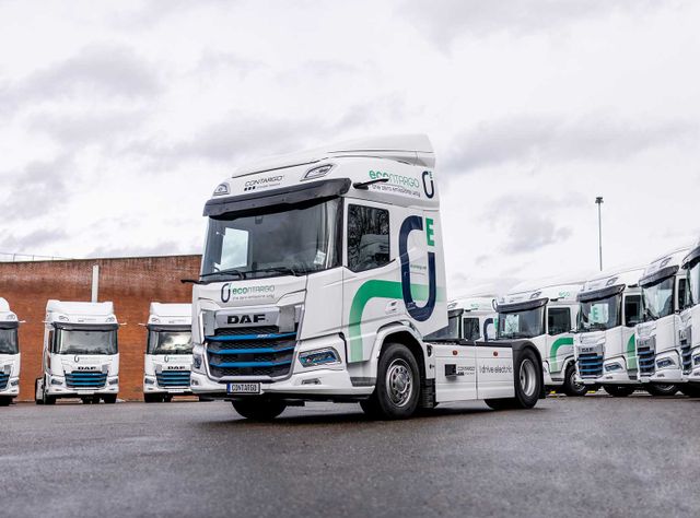 Bekenntnis zu mehr Nachhaltigkeit: Contargo verstärkt E-Lkw-Flotte um 33 Sattelzugmaschinen Bekenntnis zu mehr Nachhaltigkeit: Contargo verstärkt E-Lkw-Flotte um 33 Sattelzugmaschinen