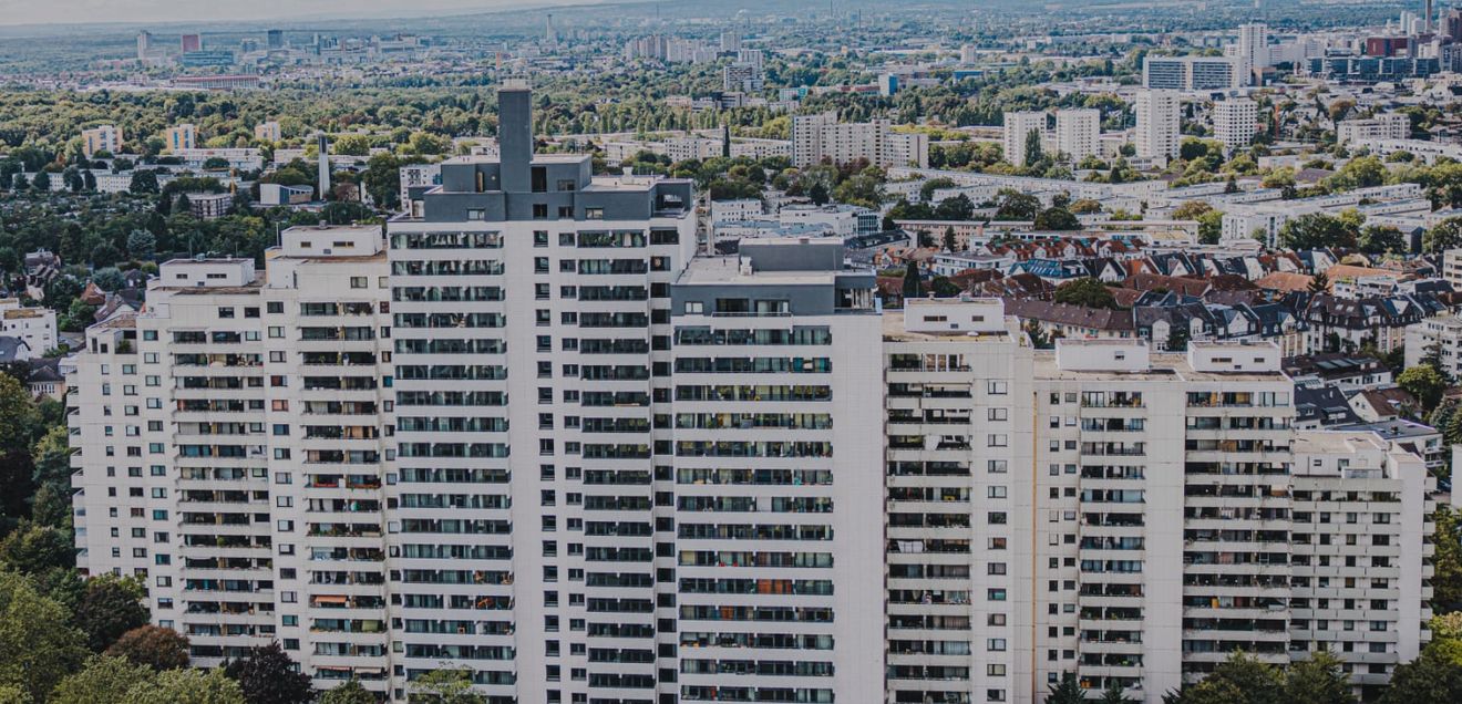 Tonality-Fassade von Leipfinger-Bader bringt gestalterische und funktionelle Aufwertung Tonality-Fassade von Leipfinger-Bader bringt gestalterische und funktionelle Aufwertung
