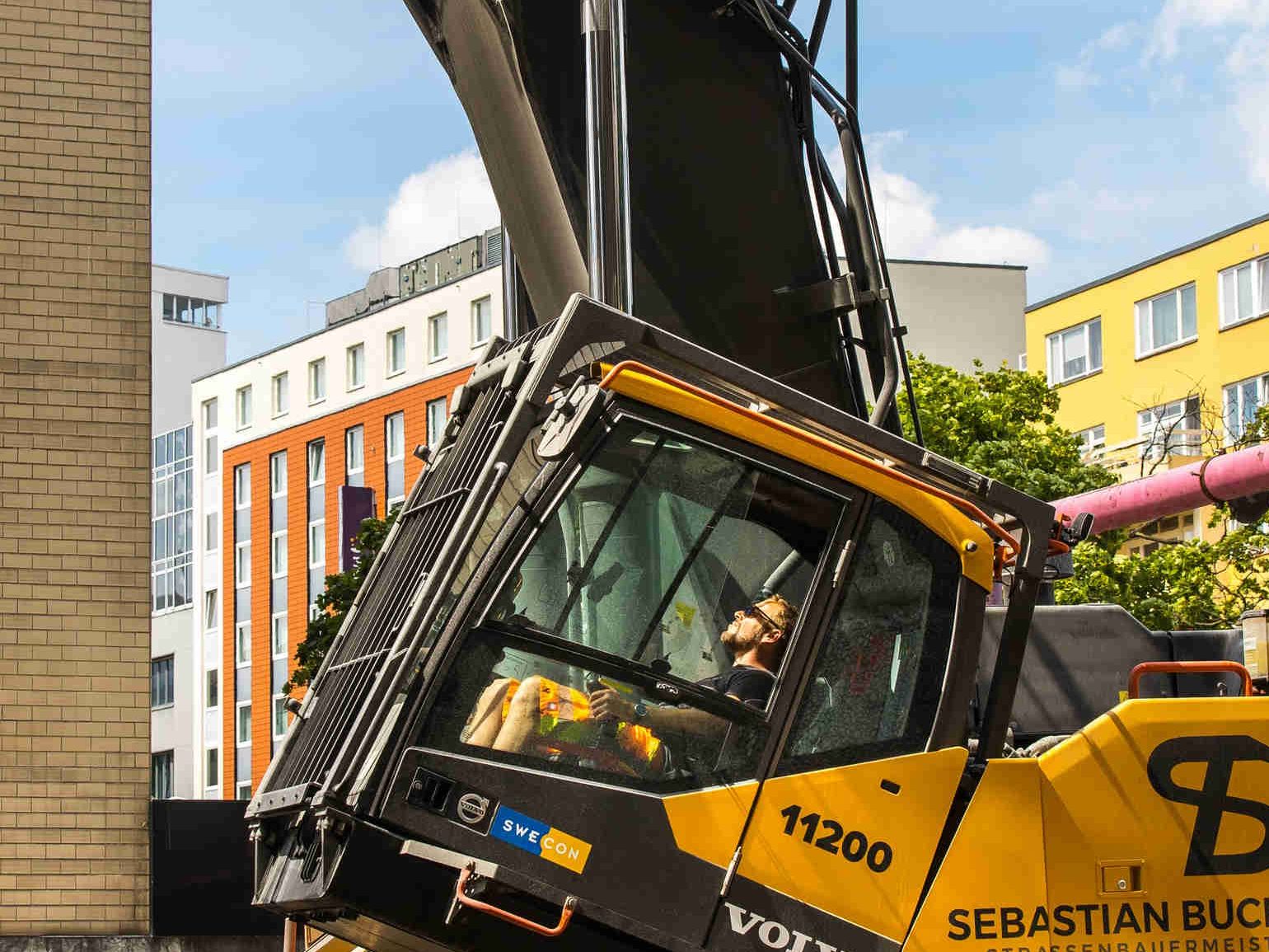 Volvo EC750E HR: Kleiner Gigant für anspruchsvolle Abbrucharbeiten Volvo EC750E HR: Kleiner Gigant für anspruchsvolle Abbrucharbeiten
