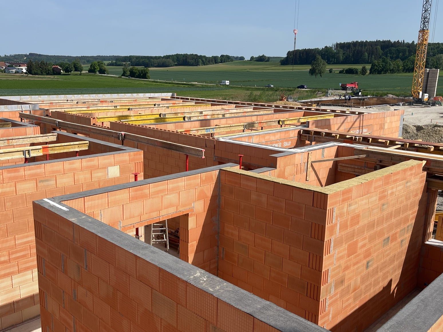 Kinderhospiz in ökologischer Ziegelbauweise mit Silvacor-Ziegeln Kinderhospiz in ökologischer Ziegelbauweise mit Silvacor-Ziegeln